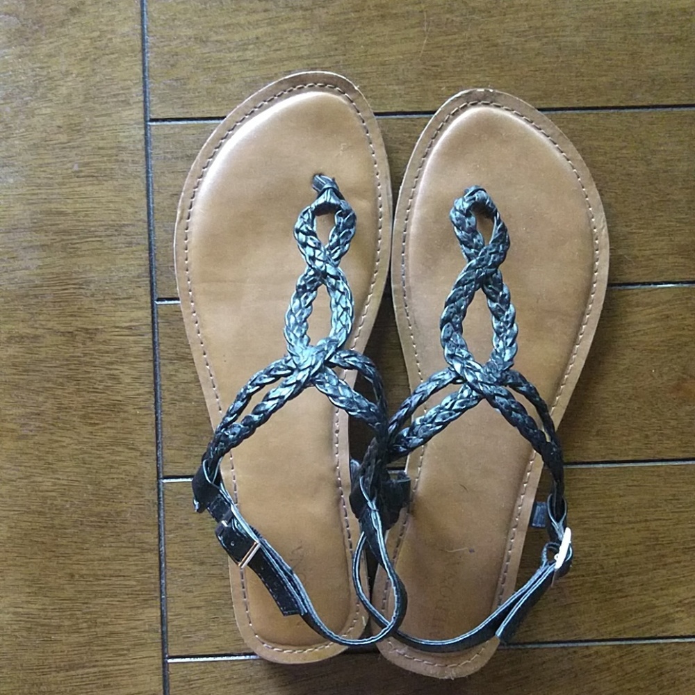 Sandales